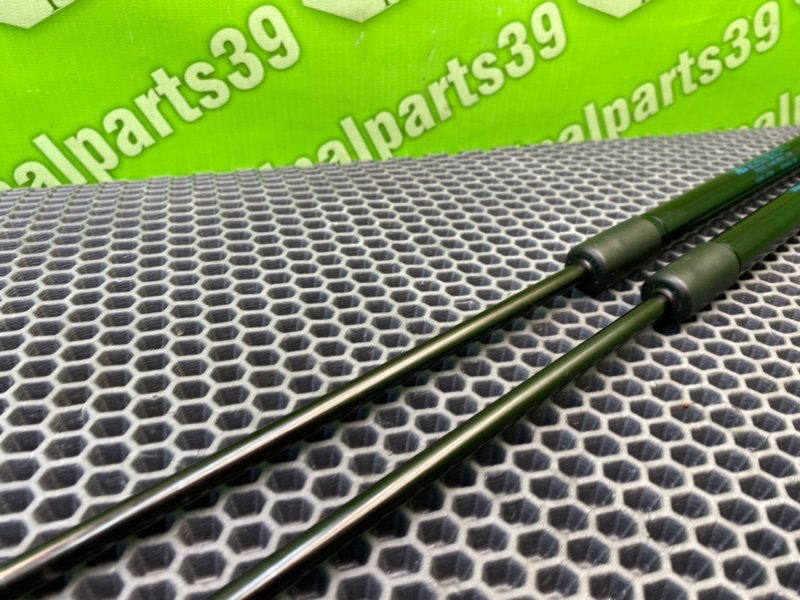 Амортизатор стекла двери багажника, 1300 рублей, Калининград