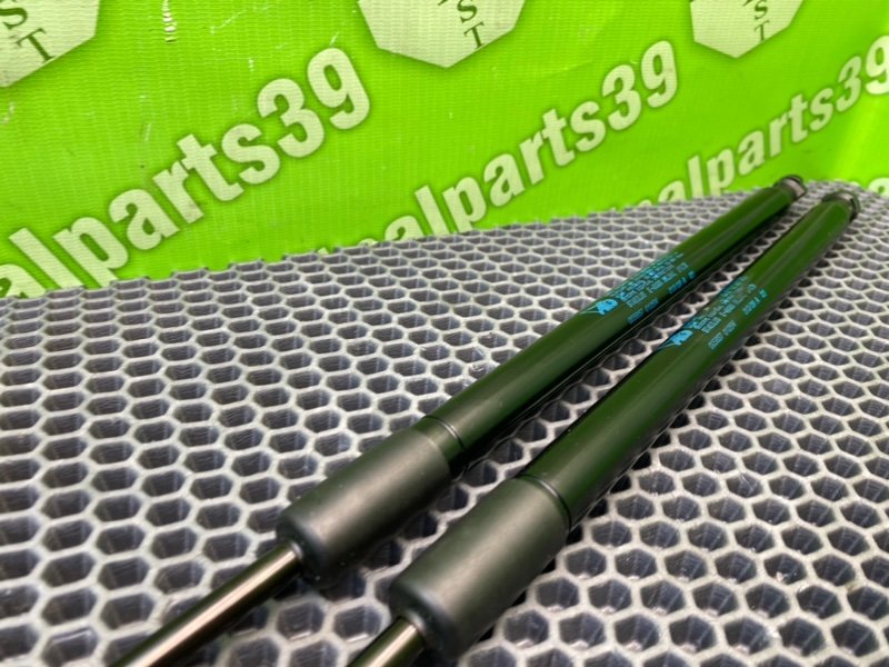 Амортизатор стекла двери багажника, 1300 рублей, Калининград