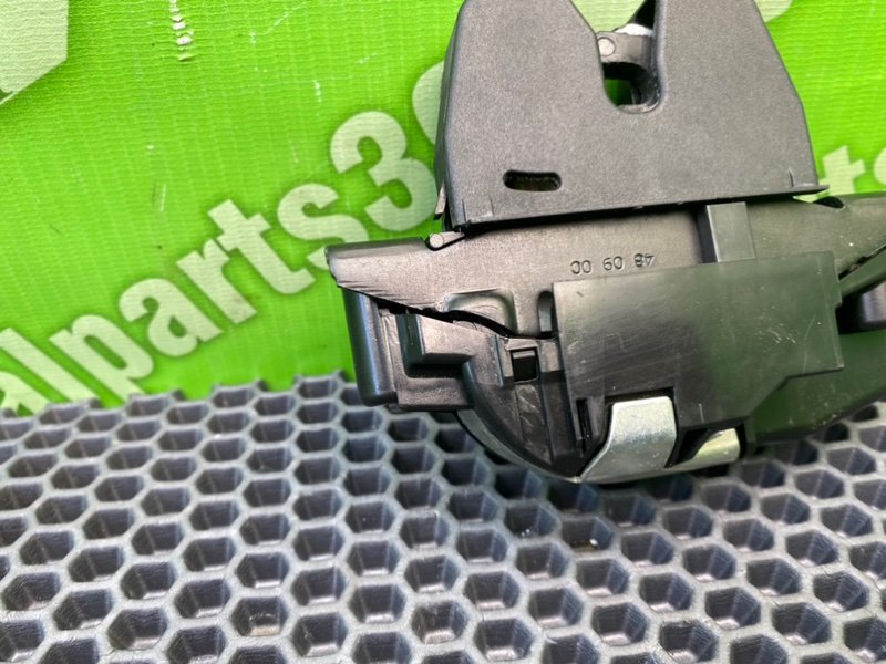 Замок багажника, 1900 рублей, Калининград