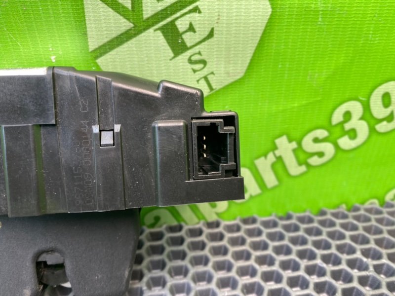 Замок багажника, 1900 рублей, Калининград