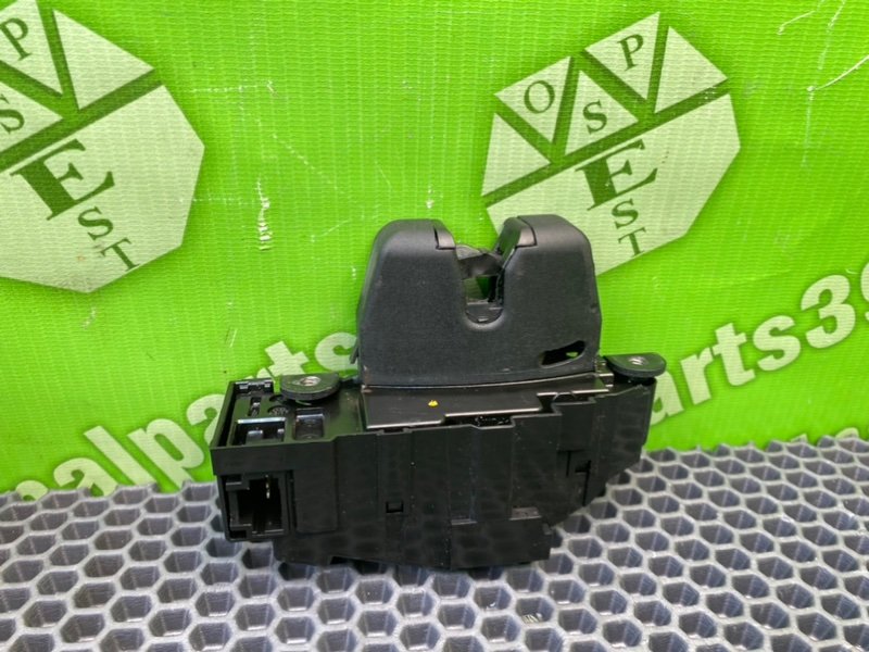 Замок багажника, 1900 рублей, Калининград