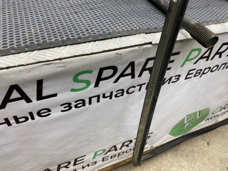 Уплотнительная резинка двери багажника, 800 рублей, Калининград