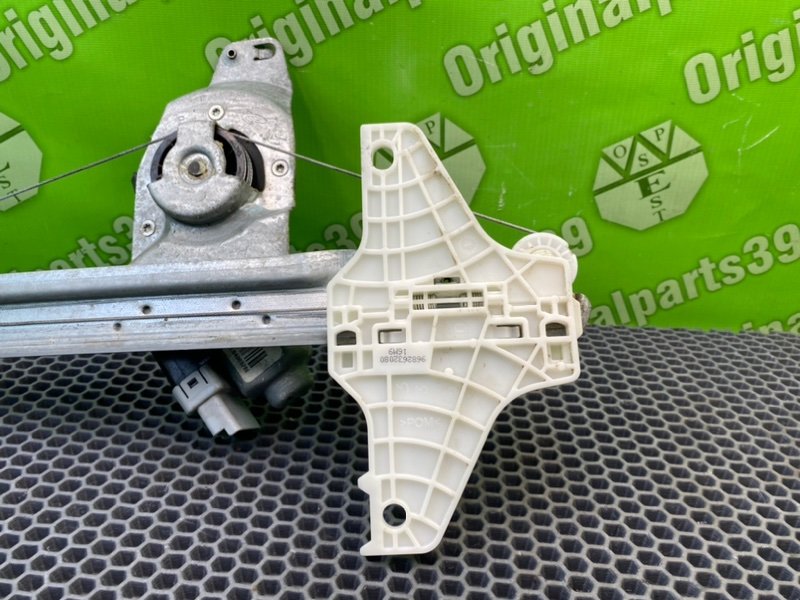 Стеклоподъемник, 1700 рублей, Калининград