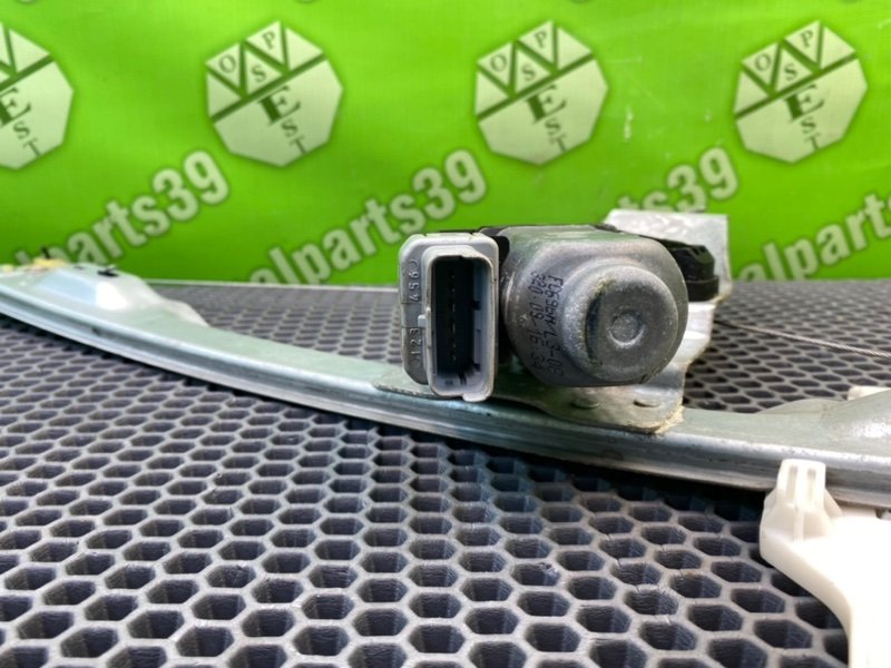 Стеклоподъемник, 1700 рублей, Калининград