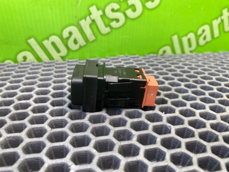 Кнопка открывания бензобака, 600 рублей, Калининград