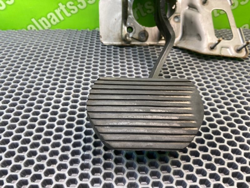 Педаль тормоза, 1300 рублей, Калининград