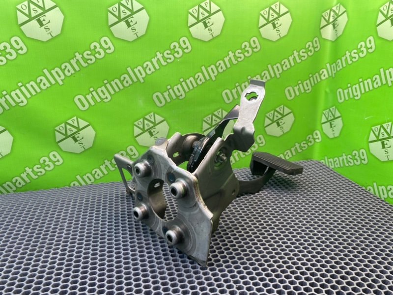 Педаль тормоза, 1300 рублей, Калининград