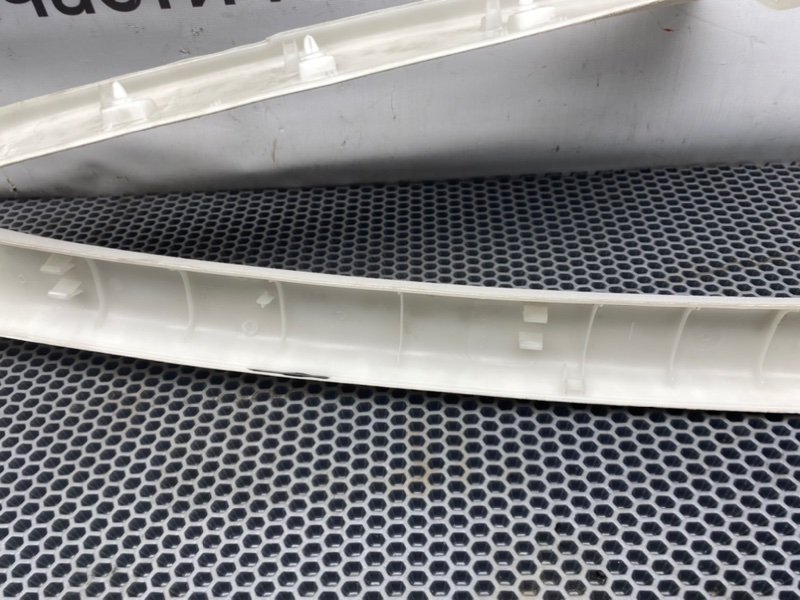 Накладка стойки, 1800 рублей, Калининград