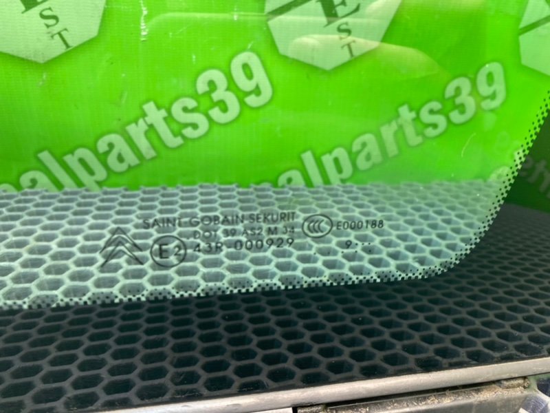 Форточка кузова, 1400 рублей, Калининград