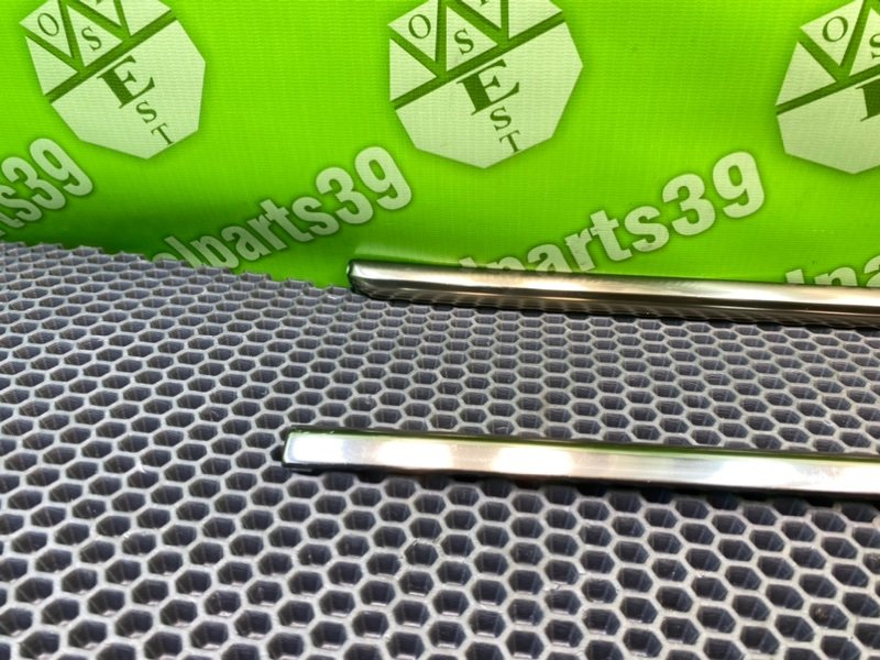 Молдинг стекла, 2700 рублей, Калининград