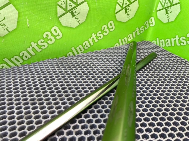 Молдинг стекла, 2700 рублей, Калининград