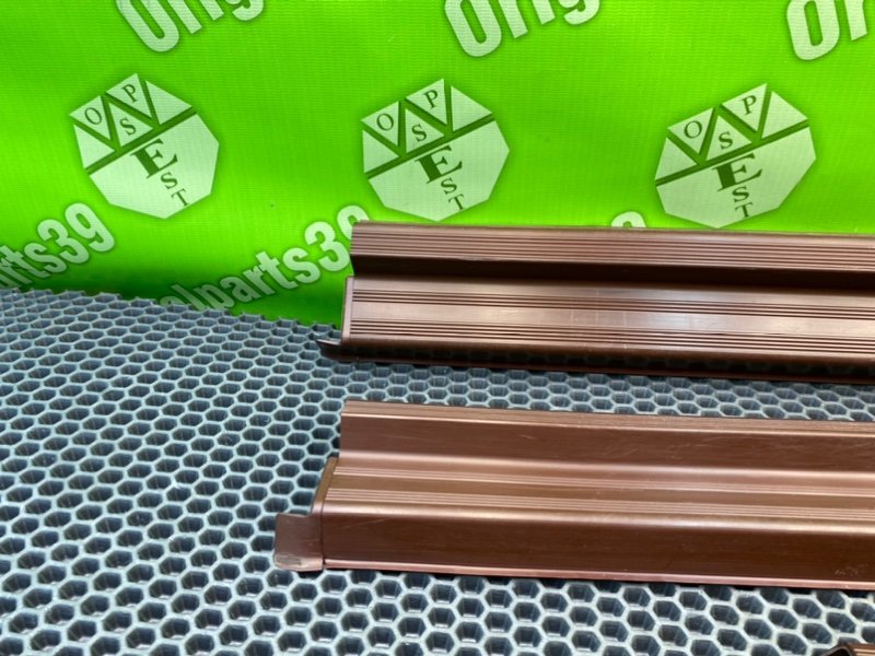 Накладки порогов, 2600 рублей, Калининград