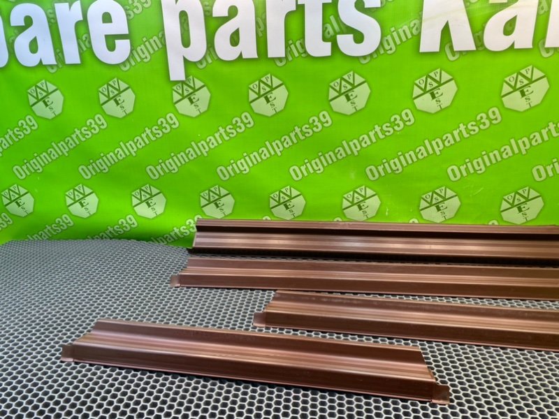 Накладки порогов, 2600 рублей, Калининград