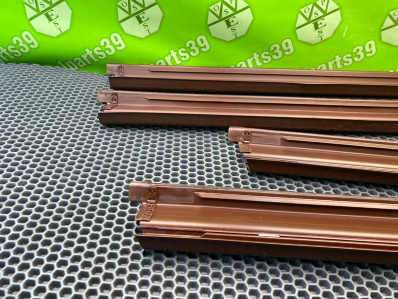 Накладки порогов, 2600 рублей, Калининград