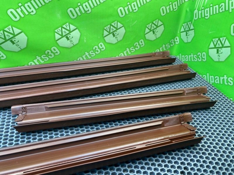 Накладки порогов, 2600 рублей, Калининград