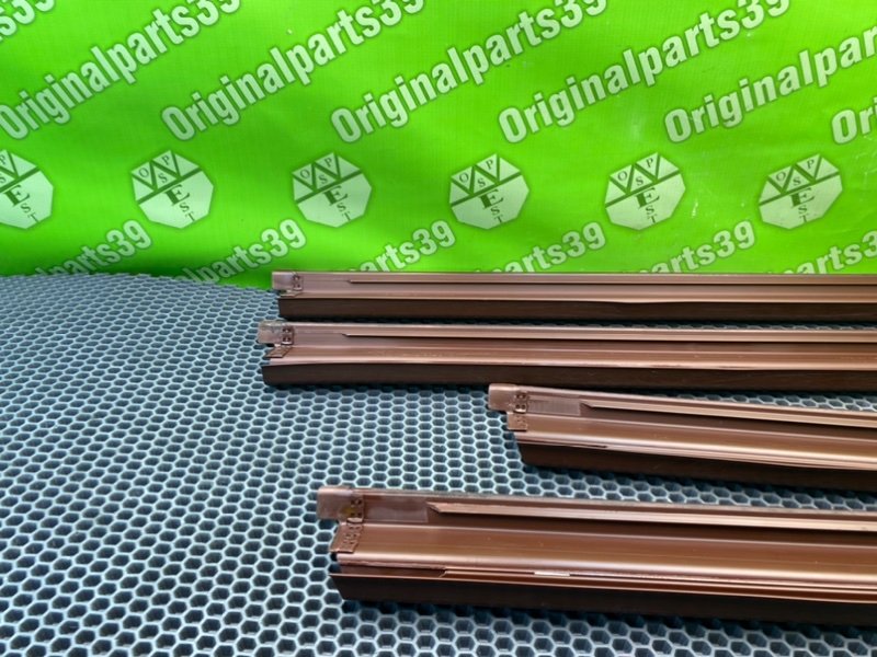 Накладки порогов, 2600 рублей, Калининград