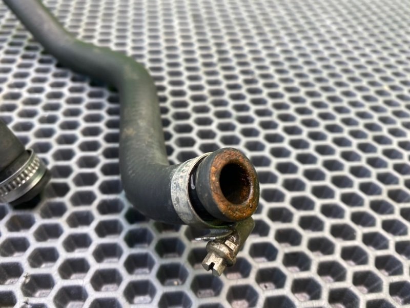 Патрубок системы охлаждения, 1000 рублей, Калининград