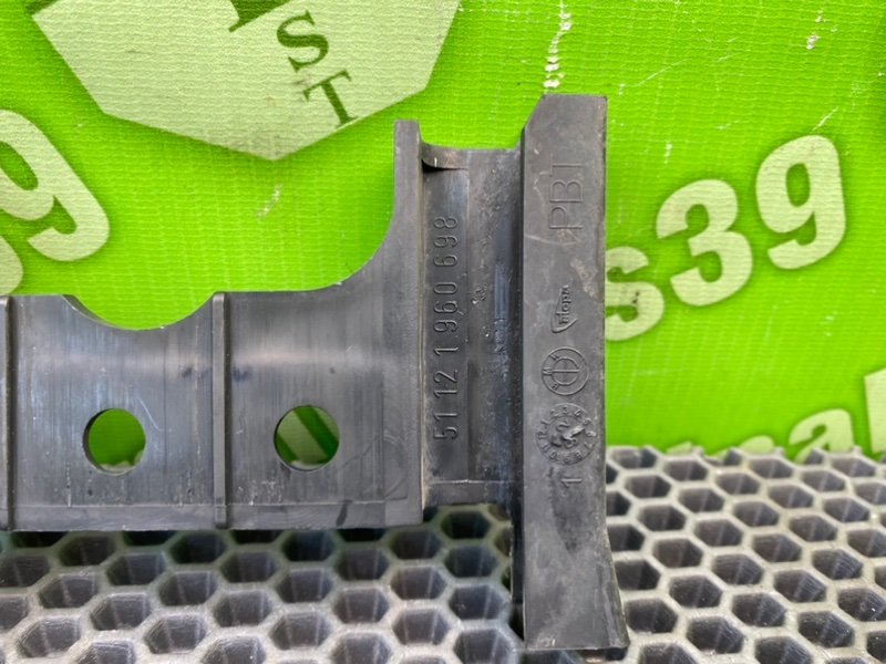 Кронштейн бампера, 1000 рублей, Калининград