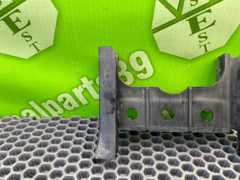 Кронштейн бампера, 1000 рублей, Калининград