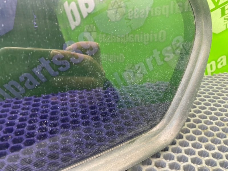 Форточка двери, 1000 рублей, Калининград