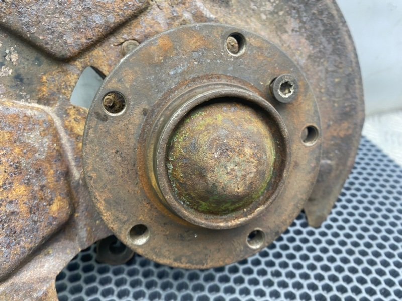 Поворотный кулак, 2600 рублей, Калининград