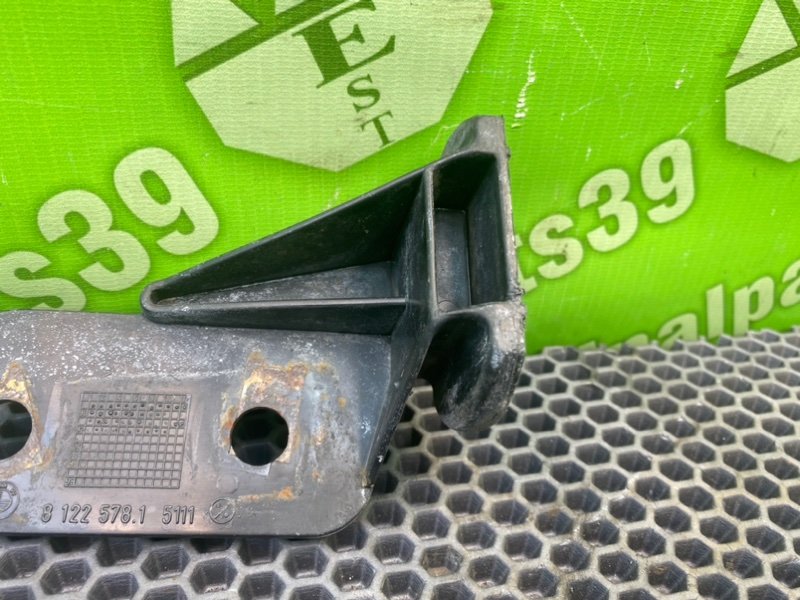 Кронштейн бампера, 700 рублей, Калининград