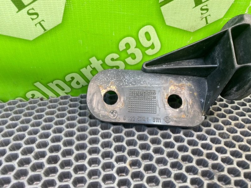 Кронштейн бампера, 700 рублей, Калининград