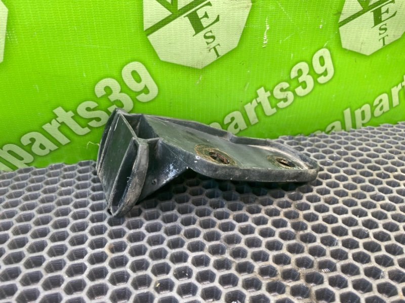 Кронштейн бампера, 700 рублей, Калининград