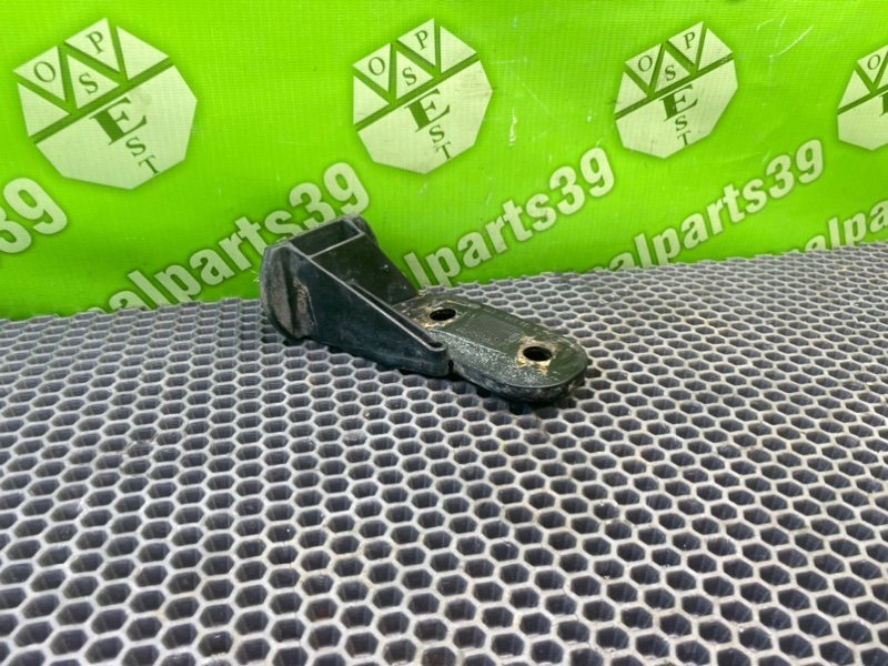 Кронштейн бампера, 700 рублей, Калининград