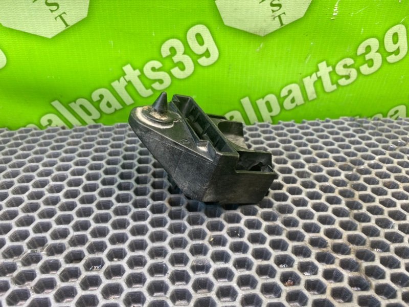 Крепление радиатора, 600 рублей, Калининград