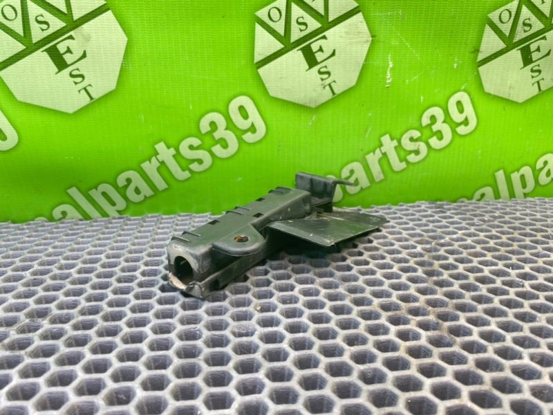 Кронштейн, 900 рублей, Калининград