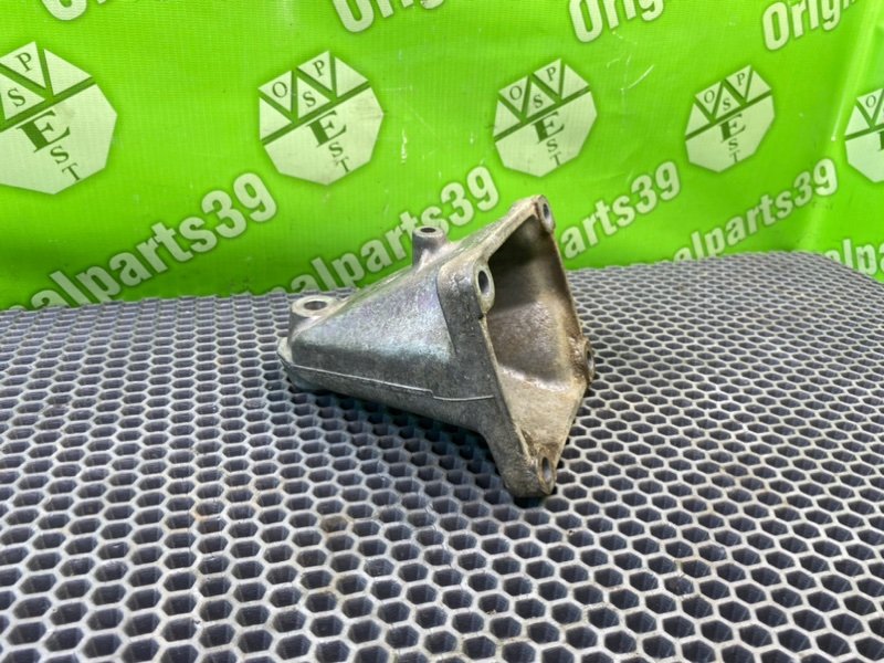 Кронштейн двигателя, 1400 рублей, Калининград