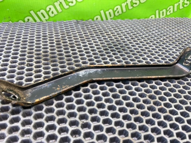 Кронштейн впускного коллектора, 500 рублей, Калининград