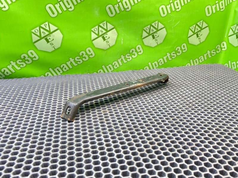 Кронштейн впускного коллектора, 500 рублей, Калининград