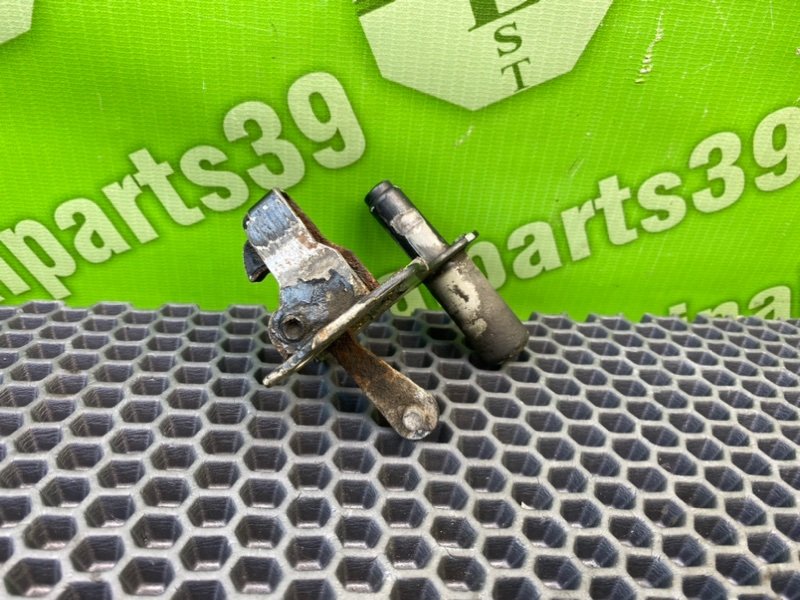 Замок капота, 900 рублей, Калининград