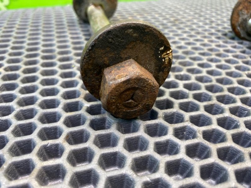 Развальные болты, 1200 рублей, Калининград