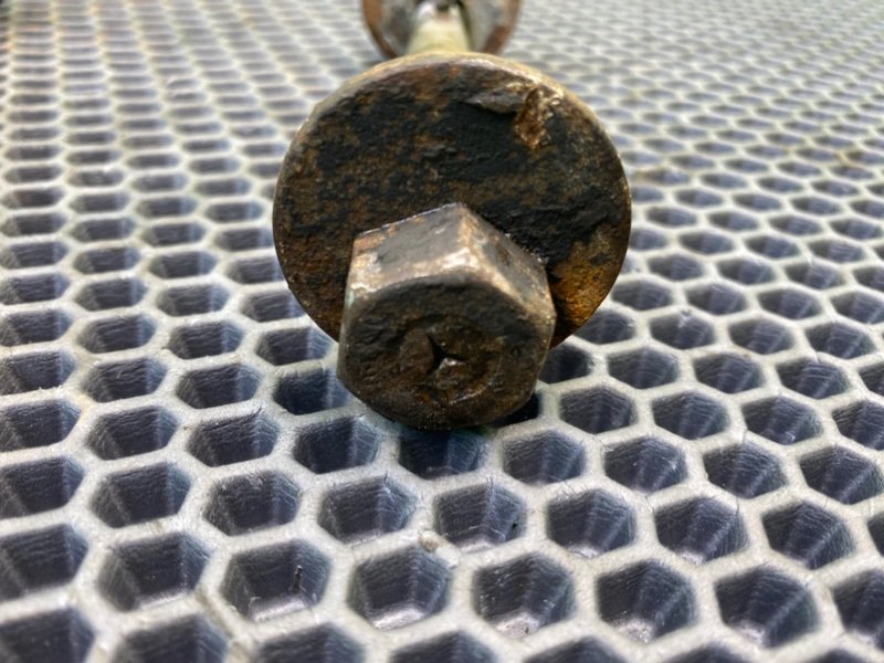 Развальные болты, 1200 рублей, Калининград