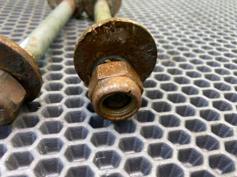 Развальные болты, 1200 рублей, Калининград