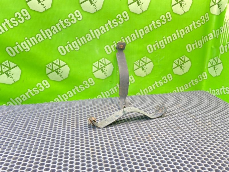 Кронштейны, 3100 рублей, Калининград