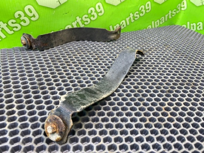 Кронштейны, 3100 рублей, Калининград