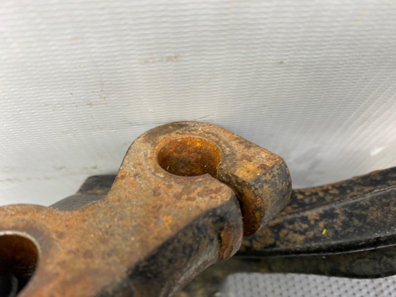 Поворотный кулак, 3900 рублей, Калининград