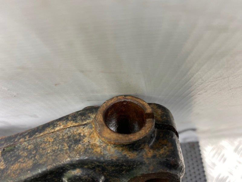 Поворотный кулак, 3900 рублей, Калининград