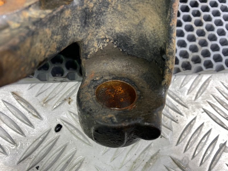 Поворотный кулак, 3900 рублей, Калининград