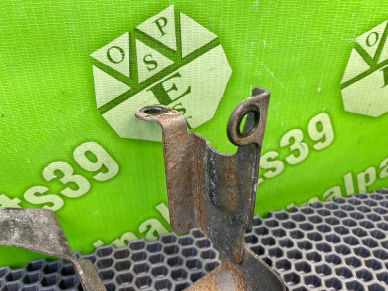 Кронштейн, 1600 рублей, Калининград