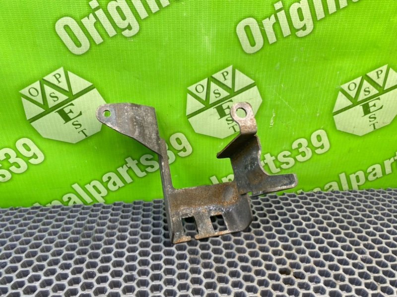 Кронштейн, 1600 рублей, Калининград