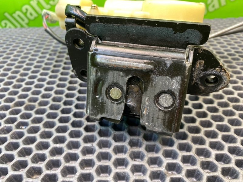 Замок крышки багажника, 3400 рублей, Калининград