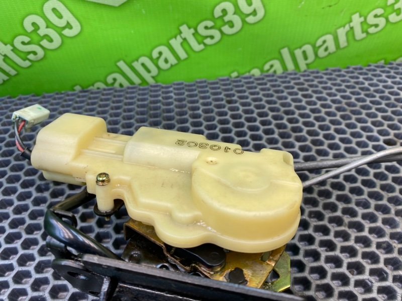 Замок крышки багажника, 3400 рублей, Калининград