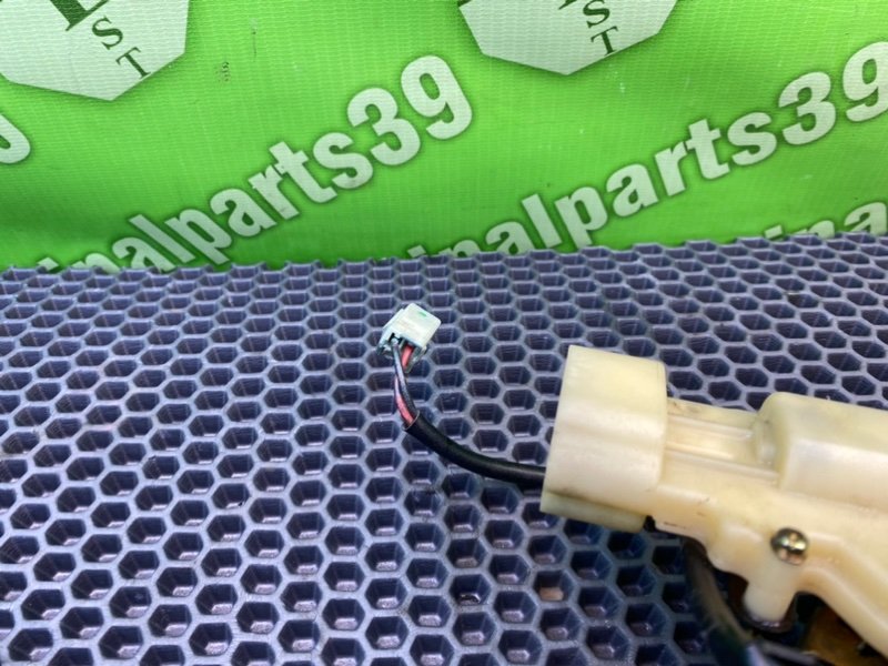 Замок крышки багажника, 3400 рублей, Калининград