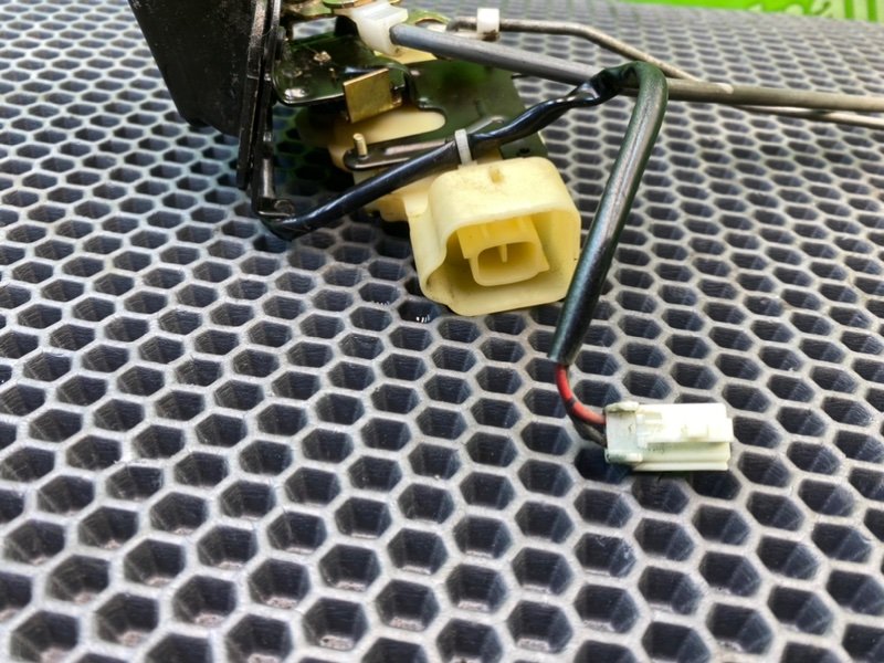 Замок крышки багажника, 3400 рублей, Калининград