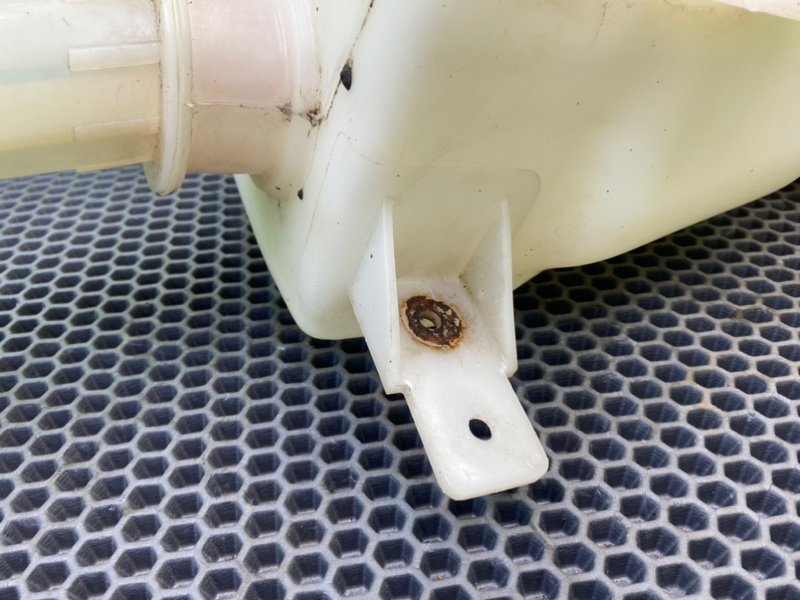 Бачок стеклоомывателя, 2100 рублей, Калининград